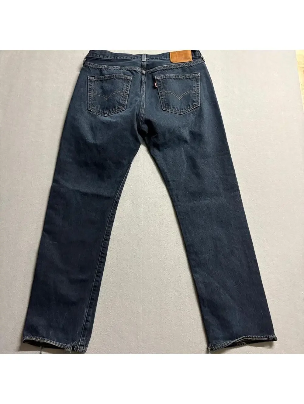 Levis Premium 501 Original Fit Jeans Mens 34x32 Dark Wash Button Fly Blue Denim